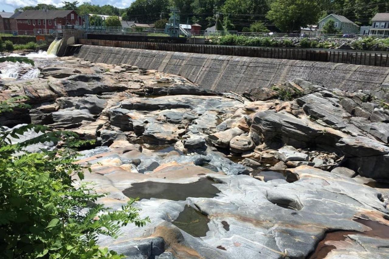 Blooming Inn Shelburne Falls المظهر الخارجي الصورة