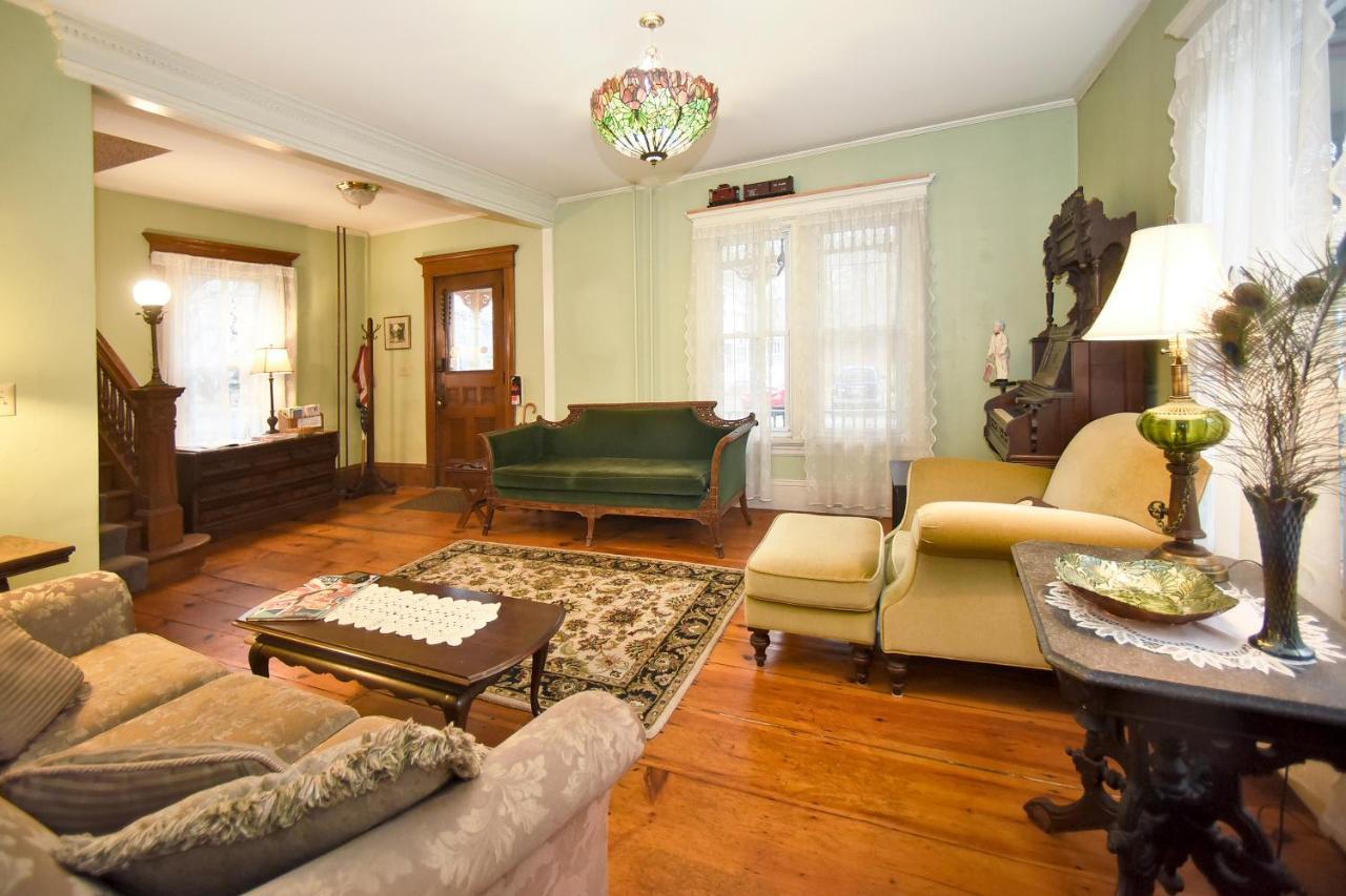 Blooming Inn Shelburne Falls المظهر الخارجي الصورة