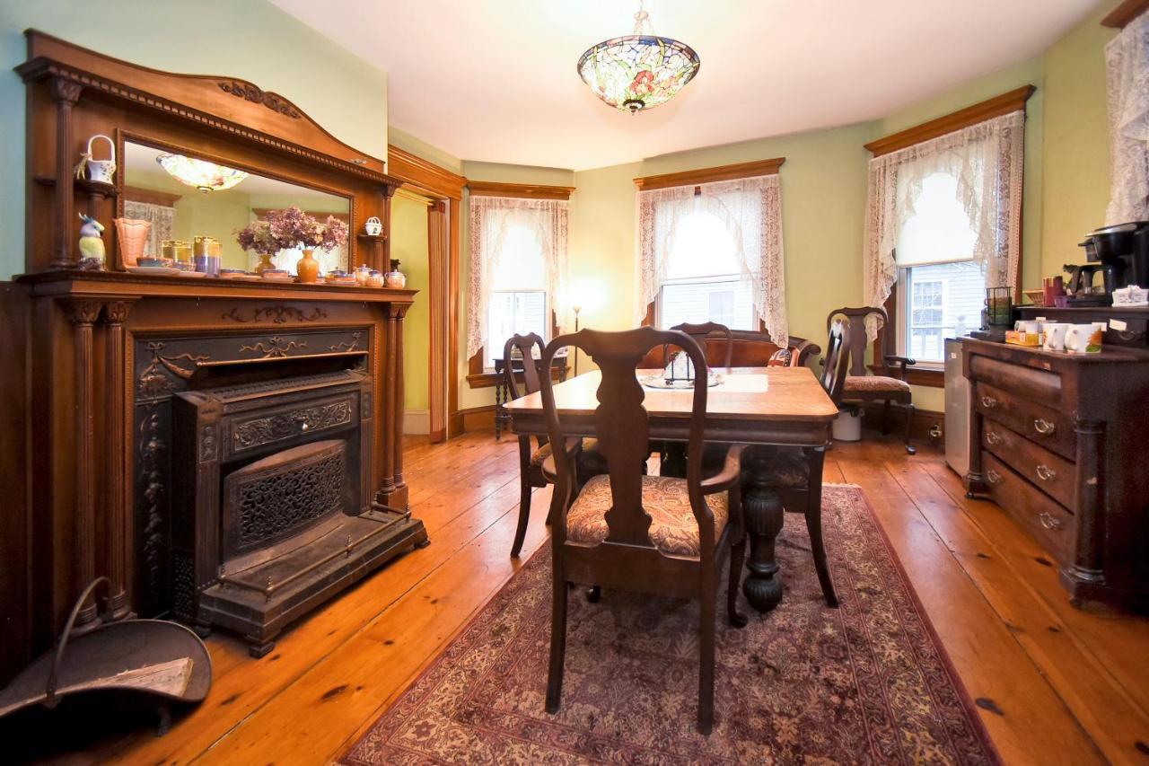 Blooming Inn Shelburne Falls المظهر الخارجي الصورة