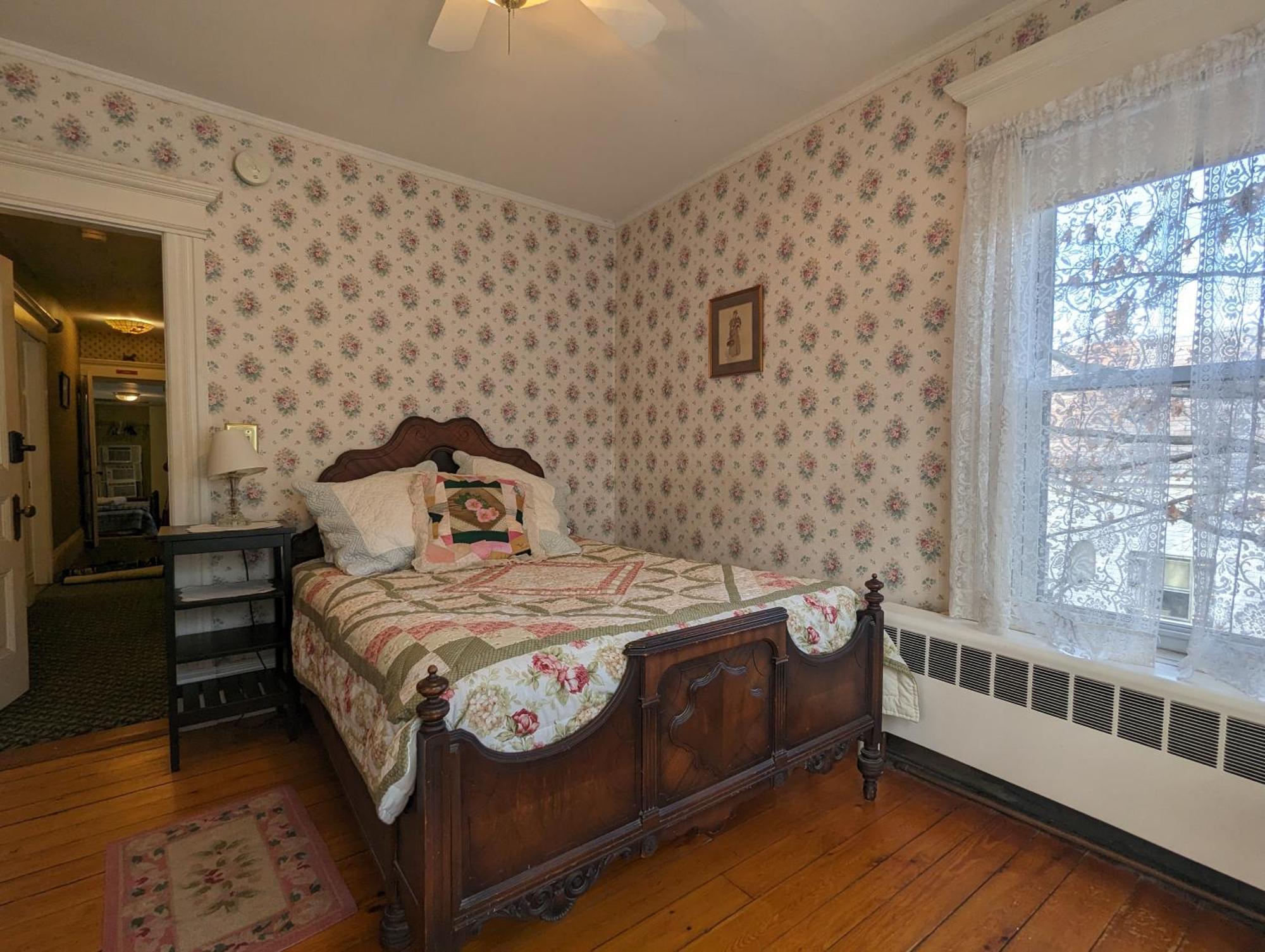 Blooming Inn Shelburne Falls المظهر الخارجي الصورة